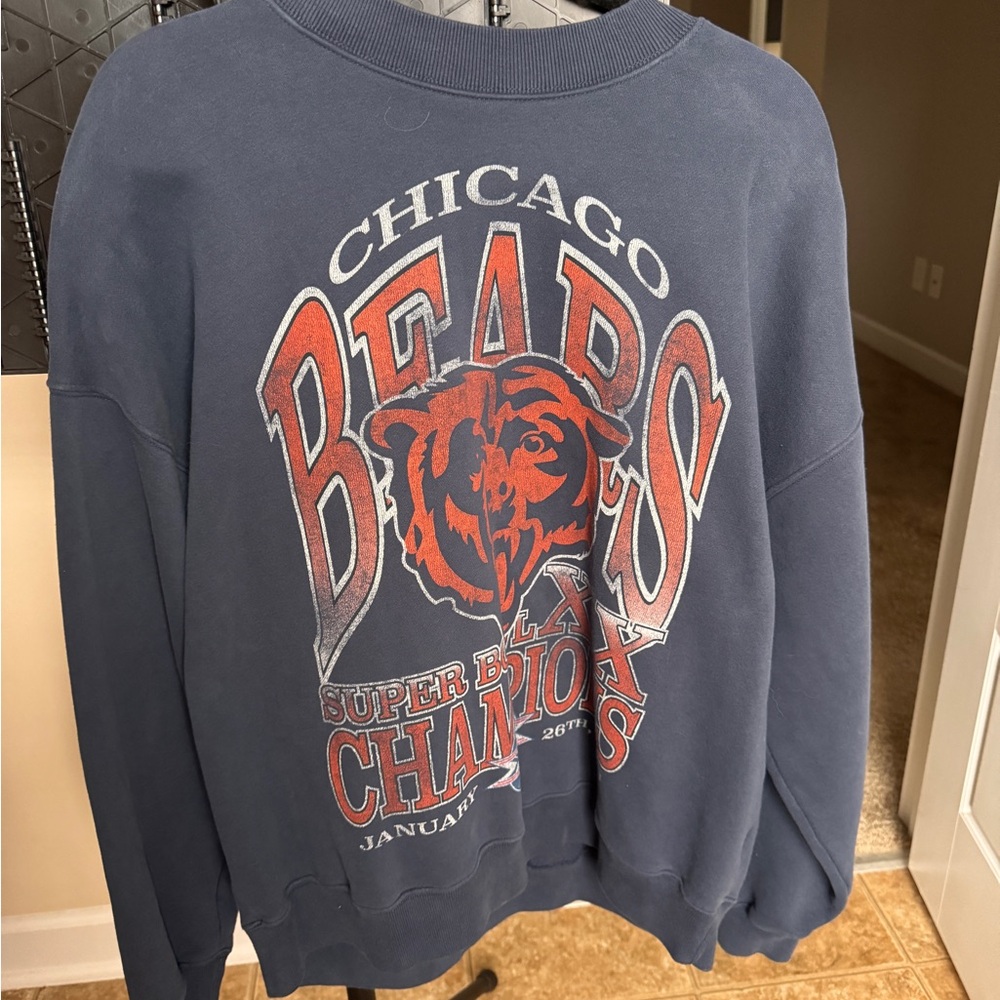 Abercrombie & Fitch Navy Chicago Bears Sweatshirt